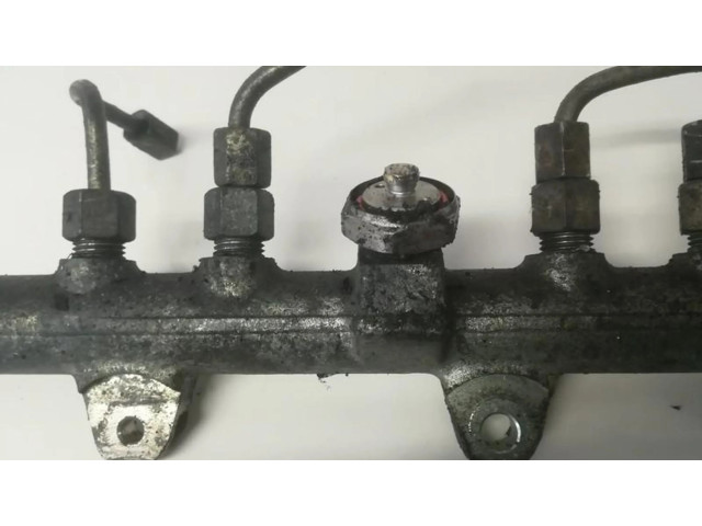 Vstřikovací lišta 0445214016   Fiat Stilo  pro naftový motor 1.9  
