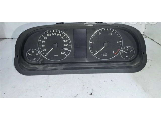 Přístrojová deska  Mercedes-Benz A W169 2005 1031098100, 0090059  