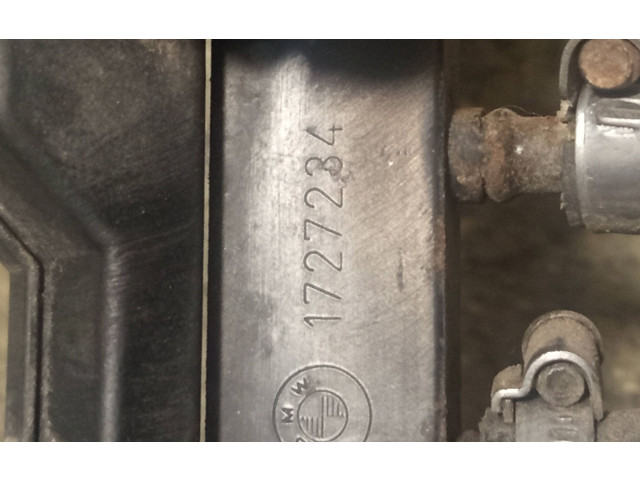 Vstřikovací lišta 1727234   BMW 5 E34    M43b18 