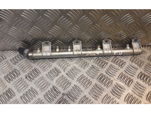 Vstřikovací lišta 7537319   BMW 7 F01 F02 F03 F04  pro benzínový motor 4.4 N63 B44 A 