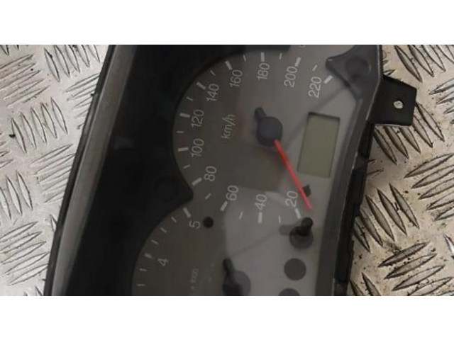 Přístrojová deska  Ford Focus 2002 1m5f10849  