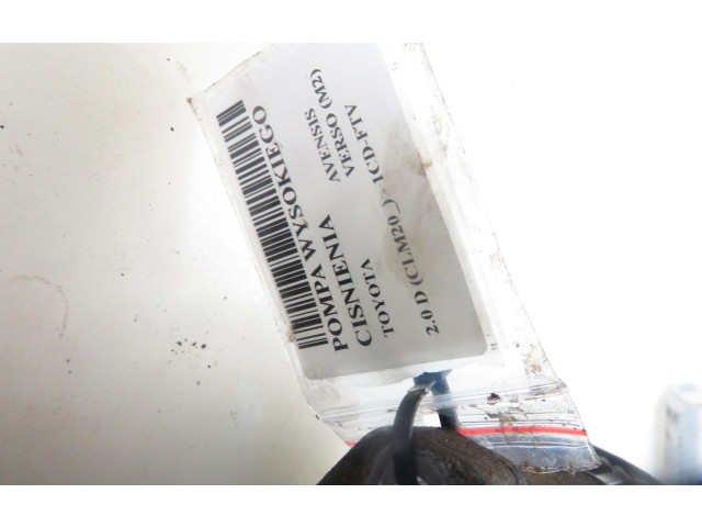 Топливный насос 09730000177, 2210027010   Toyota Avensis T220       