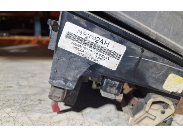   Pojistková skříňka 04727832AH   Chrysler Pacifica 2005