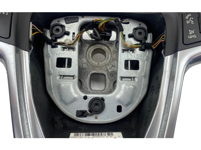 Volant Opel Meriva B 2010 13351023, 13300475  