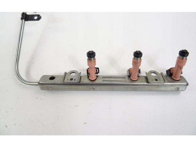 Vstřikovací lišta 2325021091   Toyota Yaris     