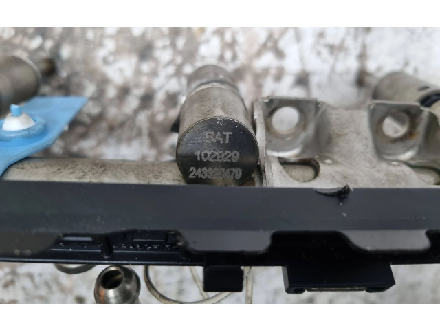 Vstřikovací lišta V7592426   BMW 1 F20 F21     