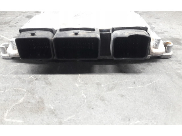 Блок управления двигателем ECU 0281011608   Lancia Phedra
