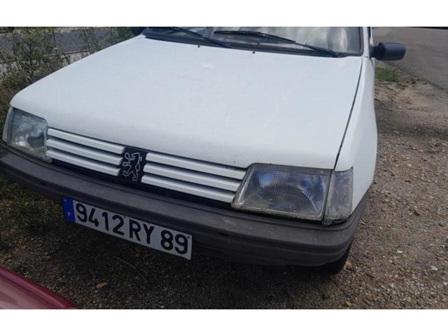 Zpětné zrcátko  Peugeot 205 1992    
