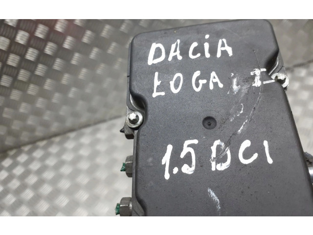 Панель приборов    Dacia Logan I       