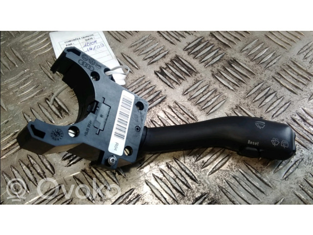 Ручка стеклоочистителей 4B0953503H01C   Volkswagen Golf IV