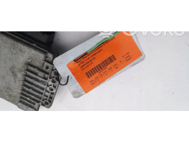 Řídící jednotka MEC37-330, MEC37-330   Nissan Micra C+C 2003