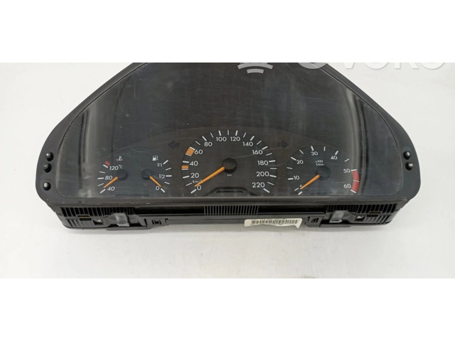Панель приборов 2025408148   Mercedes-Benz C W202       
