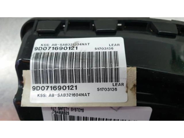 Подушка безопасности в сиденье 9D071690121   Alfa Romeo 159