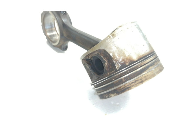  Поршень B5254FS   Volvo 960  
