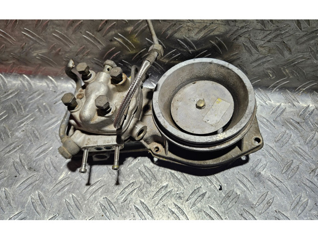 Vstřikovací lišta 0438121070, 026133353D   Audi 80 90 B3     