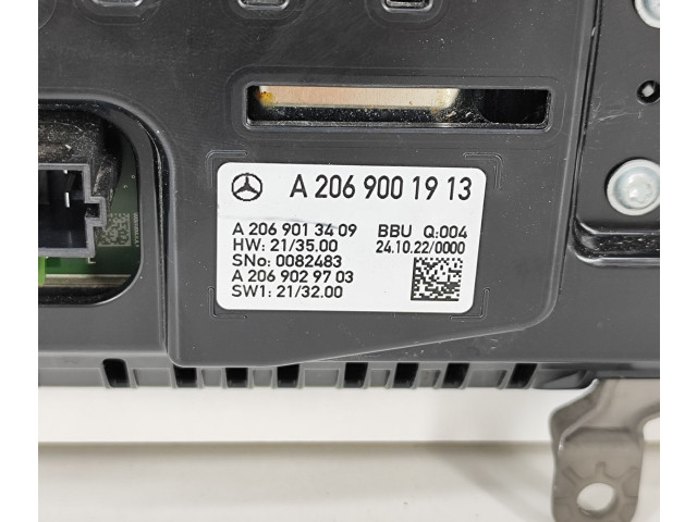 Přístrojová deska  Mercedes-Benz GLC C254 2022 A2069001913, A2069013409  