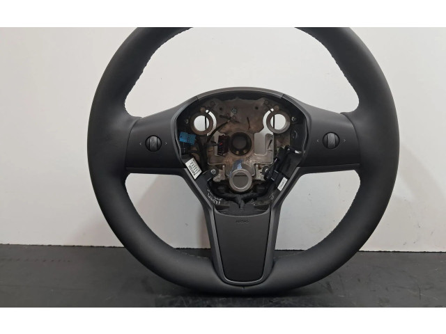Руль Tesla Model Y  2020 -  года 1626599HPD, 1626599-HP-D      