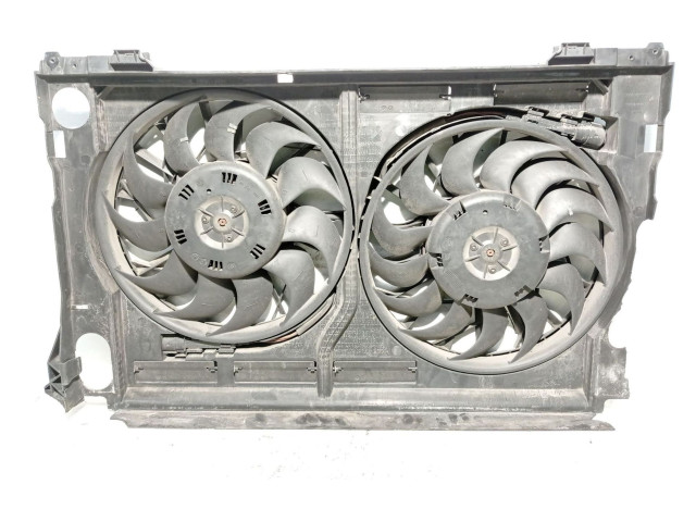 Вентилятор радиатора     4E0121205D, 0130706814BOSCH    Audi A8 S8 D2 4D 