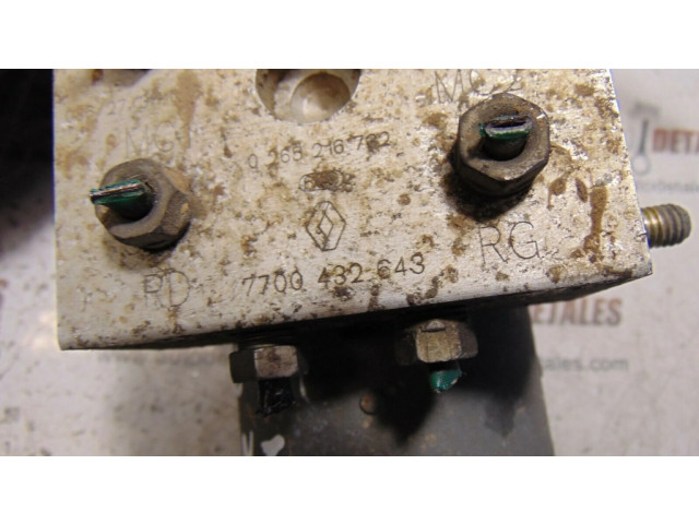 Jednotka ABS 7700432643   Renault Scenic I 2001