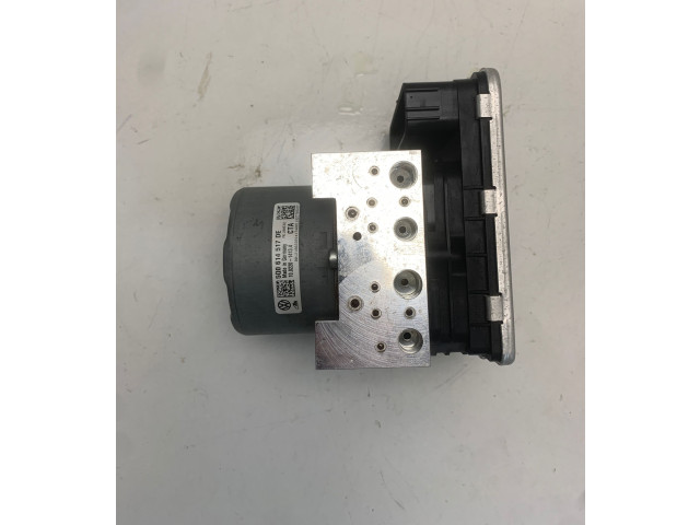 Jednotka ABS 5Q0614517DE   Volkswagen Golf VII 2018