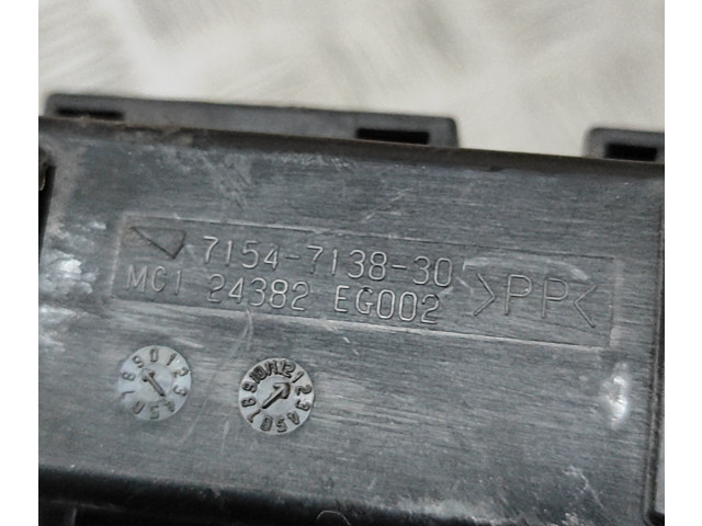   Pojistková skříňka 7154713830, 24382EG002   Nissan Juke II F16 2019