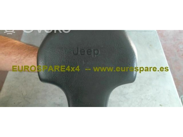 Подушка безопасности водителя    Jeep Grand Cherokee (WJ)