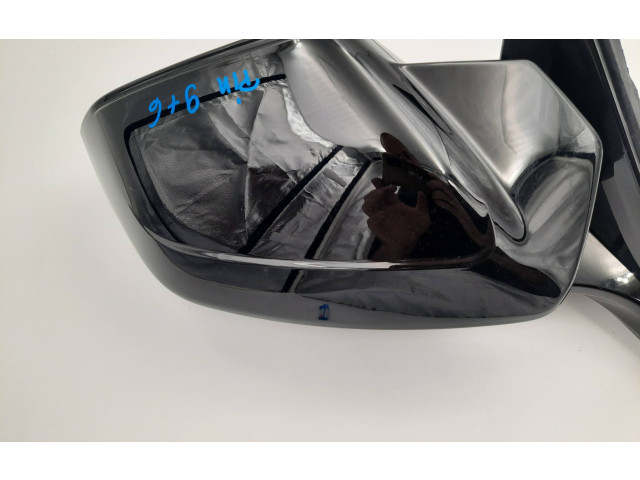 Zpětné zrcátko  BMW 7 G70 2023    