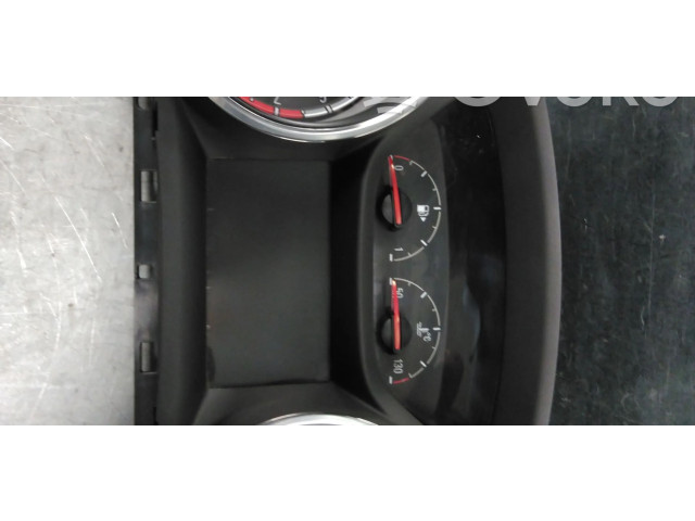 Přístrojová deska  Vauxhall Astra K 2016 39030267, 39042932  