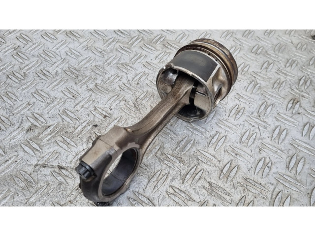 Píst W111, 86L78   Lexus IS 220D-250-350  pro naftový motor 2.2  