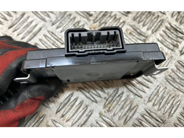 Блок управления коробкой передач 3851008031   SsangYong Rexton