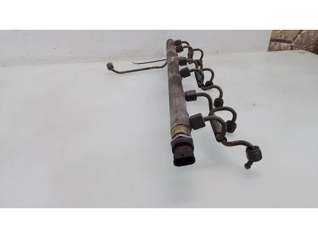 Vstřikovací lišta    BMW 5 E39  pro naftový motor 0.0  