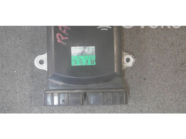 Блок управления RF5C18701A   Mazda MPV II LW