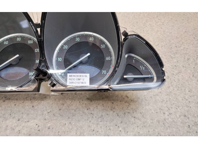 Přístrojová deska  Mercedes-Benz SL R230 2006 A2305405047  
