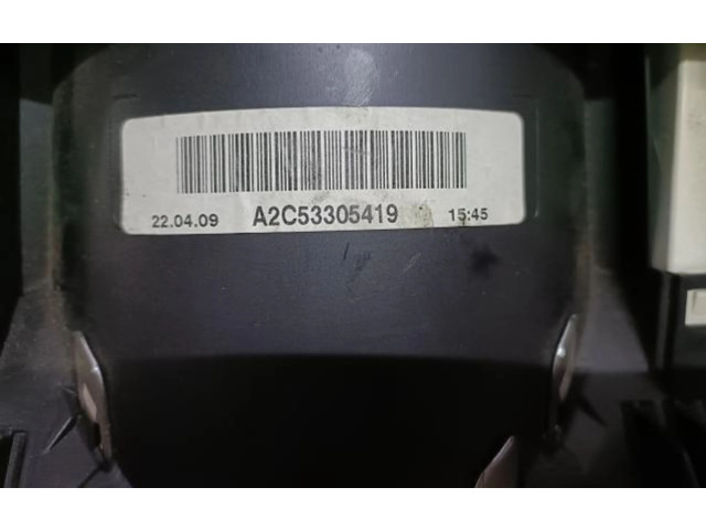 Přístrojová deska  Mercedes-Benz C W204 2010 A2049004100  