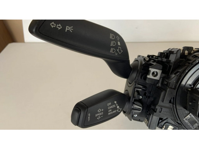 Комплект ручек 5Q0953549E, 8V0953502H   Audi A3 S3 8V