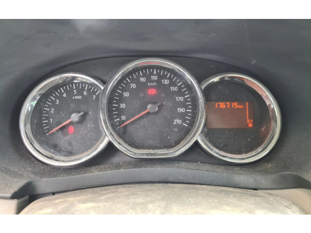 Přístrojová deska  Dacia Lodgy 2012 176.715KMS  