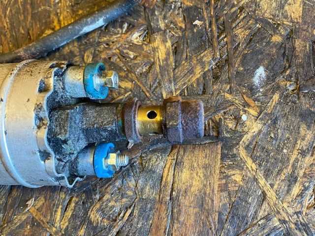 Vstřikovací čerpadlo 0580254990   Mercedes-Benz E W124  pro benzínový motor 3.0  