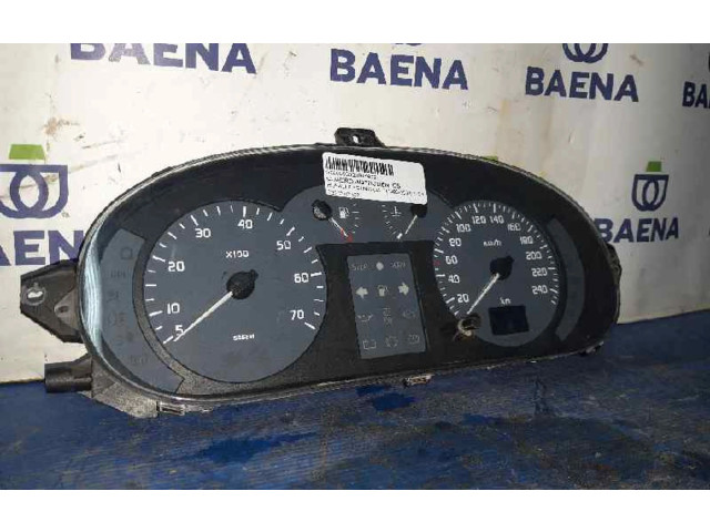 Панель приборов P8200071820   Renault Scenic I       