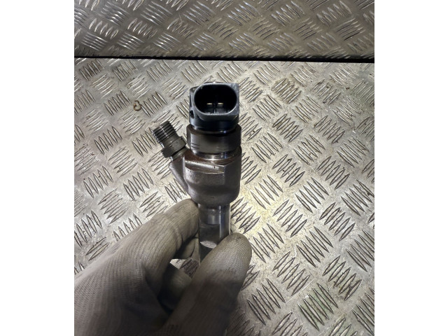 Vstřikovač 0445110503   Toyota Avensis T270     