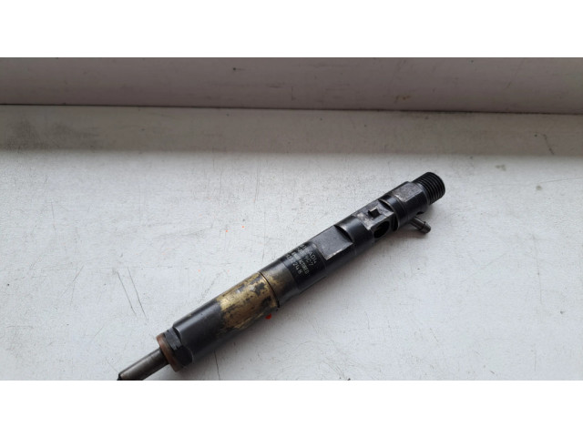 Vstřikovač 28232248, 10396AD4   Renault Megane II  pro naftový motor 0.0  