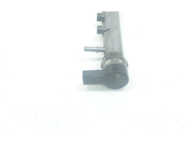 Vstřikovací lišta 7809127, 13537809127   BMW 1 F20 F21     
