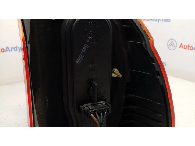 Задний фонарь левый 6900213, 63216900213    BMW 5 E39   1996-2003 года