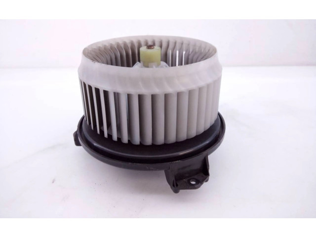 Вентилятор печки    2727000540   Toyota Urban Cruiser (XP110)