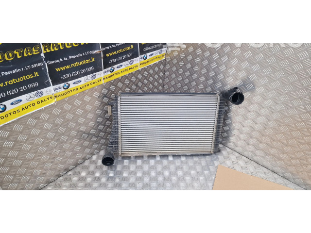 Интеркулер  038906051B, 100504T0354A   Volkswagen Caddy 