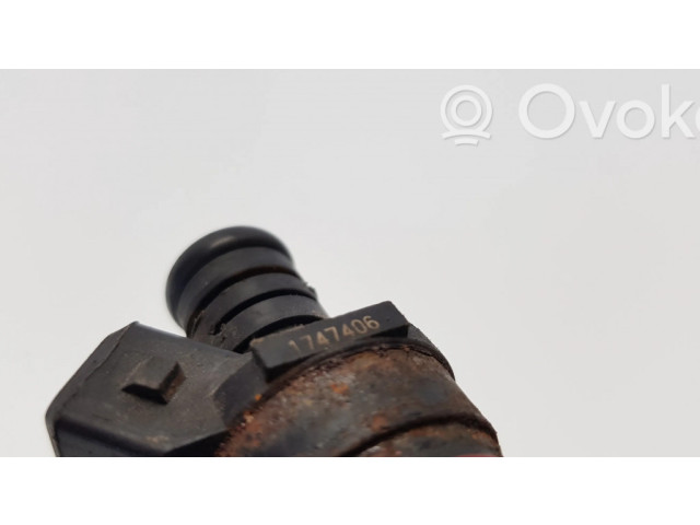 Форсунка 1747406, 03763FA    BMW 7 E38 для бензинового двигателя  4
