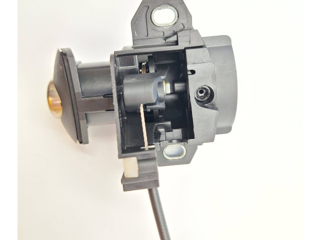 Замок багажника 7840617, 7167321    BMW 3 E90 E91 2005 - 2012 года