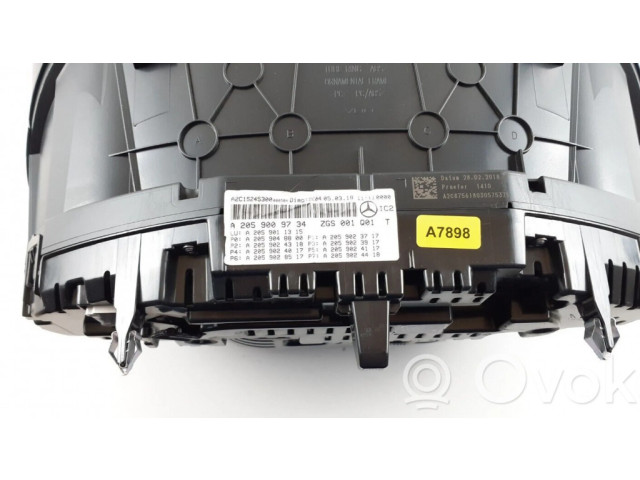 Přístrojová deska  XPeng G3 2023 A2059009734, A2059048800  