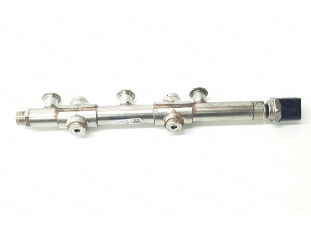 Vstřikovací lišta 04C133320F, 04C133320F   Seat Arona     