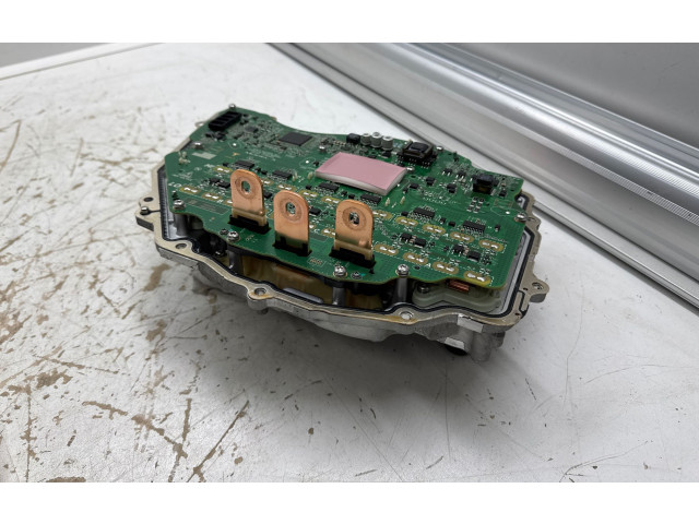 Řídící jednotka 108569320F, 108659214H   Tesla Model Y 2022