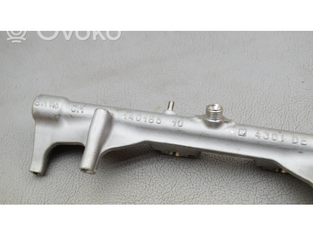 Vstřikovací lišta 7639979   BMW X1 F48 F49  pro benzínový motor 2.0  